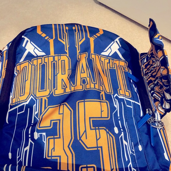 Sprayground backpack - Picture 2 of 4